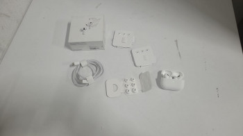 AİRPODS PRO 2.NESİL MAGSAFE MTJV3TU/A (USB(OUTLET)