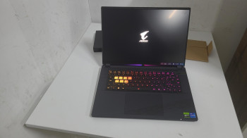 GIGABYTE AORUS 16X 9KG-43TRC54SD I7-13650H(OUTLET)