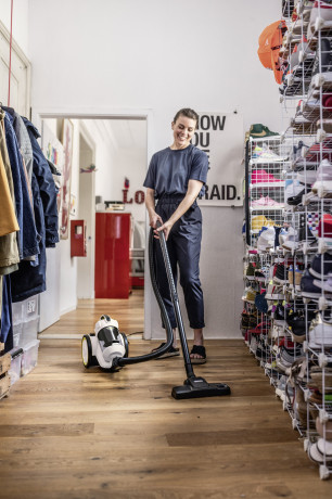 KARCHER VC 3 700 W  TOZ TORBASIZ SUPURGE -11980530