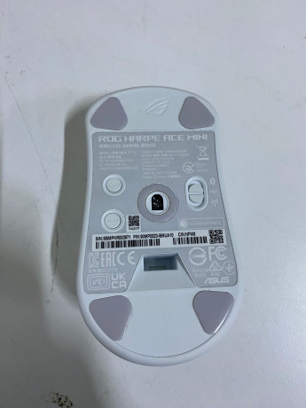 ASUS ROG HARPE ACE MINI WHITE MOUSE(OUTLET)