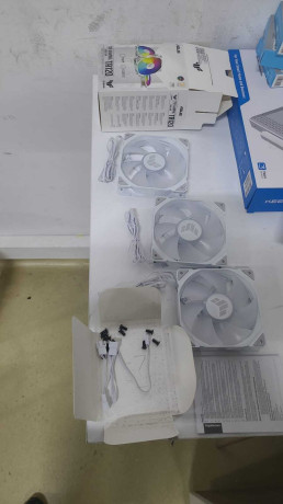 ASUS TUF TR120 120MM 3IN1 BEYAZ KASA FANI(OUTLET)