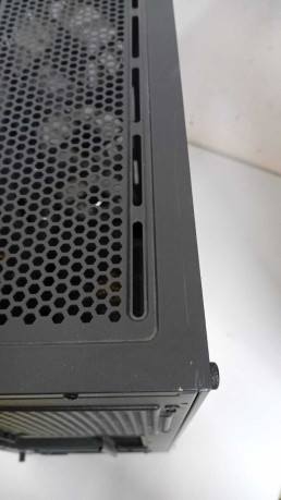 BITFENIX BFC-C20W60KKGKK-4F C20 BLACK 600W(OUTLET)