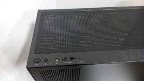 GIGABYTE C500 PANORAMIC STEALTH GB-C500P S(OUTLET)