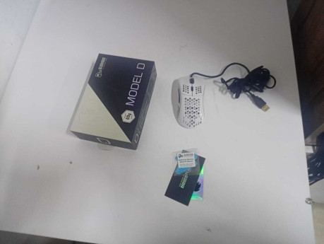 GLORİOUS GD-GWHITE MODEL D BEYAZ MOUSE(OUTLET)