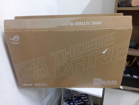 ASUS ROG STRIX XG27UCDMG 0.03 MS 240 HZ 27(OUTLET)