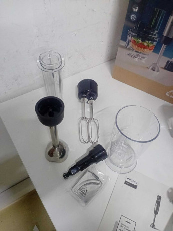 PHILIPS 5000 SERISI HR2695/01 1200 W BLEND(OUTLET)