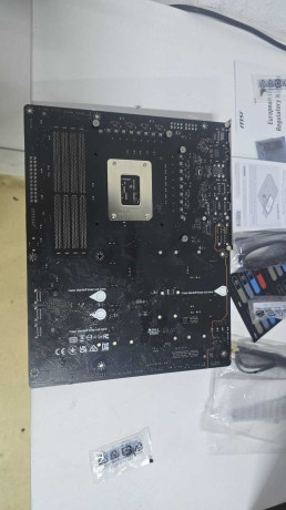 MSI MPG Z790 EDGE WIFI DDR4 5333MHZ 1700P (OUTLET)