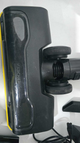 KARCHER VC 6 CORDLESS OURFAMILY PET DIKEY (OUTLET)