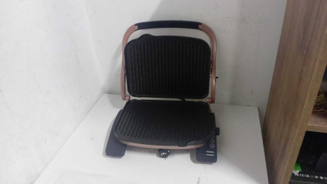 KORKMAZ A329-20 TOSTKOLIK ROSAGOLD 1800W T(OUTLET)