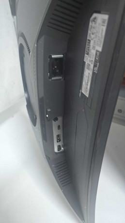 ASUS ROG STRIX XG27WCS  27'''' 180HZ 1MS WQH(OUTLET)