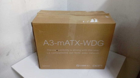 Lian Li Dan Case A3 Siyah Ahşap Cam Panel (OUTLET)