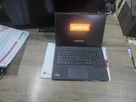 LENOVO P14S 21MFS2MQ00 R7 PRO - 8840HS 16G(OUTLET)