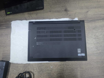 LENOVO P14S 21MFS2MQ00 R7 PRO - 8840HS 16G(OUTLET)