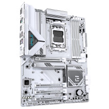 GIGABYTE B850 EAGLE WIFI7 ICE DDR5 M.2 HDMI DP ATX AM5