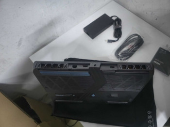 MSI NB VECTOR 16 HX AI A2XWHG-091XTR ULTRA(OUTLET)