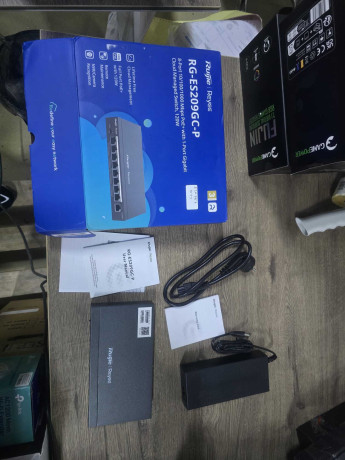 REYEE RG-ES209GC-P 9P GIGABIT SWITCH 8P PO(OUTLET)