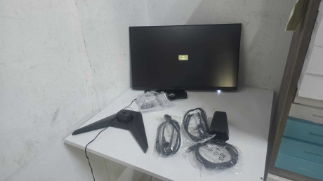 MSI 23.8 MAG 244F (FHD) RAPID IPS FLAT(OUTLET)