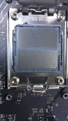 MSI PRO B650M-B AMD B650 AM5 SOKET DDR5 (OUTLET)