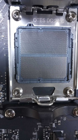 MSI PRO B650M-E DRR5 6800MHZ(OC) AM5 HDMI (OUTLET)