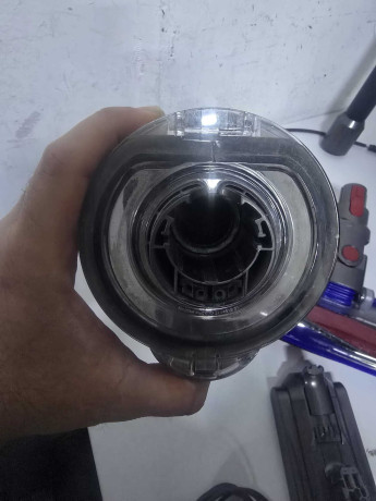 DYSON V11 TOTAL CLEAN DIKEY SARJLI SUPURGE(OUTLET)