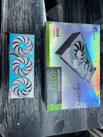 COLORFUL iGame RTX 4070 Ti SUPER Ultra (W-(OUTLET)
