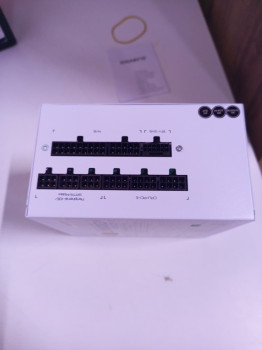GIGABYTE GP-UD1000GM PG5 ICE 1000W POWER S(OUTLET)