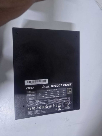 MSI MEG AI1600T PCIE5 1600W80+ TITANIUM FU(OUTLET)