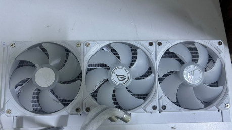 ASUS ROG RYUO IV SLC 360 ARGB WHITE 360MM (OUTLET)