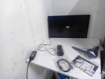 MSI 23.8 MAG 244F (FHD) RAPID IPS FLAT(OUTLET)