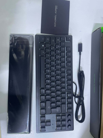 RAZAER RZ03-04881700-R3L1 Ornata V3 Tnky K(OUTLET)
