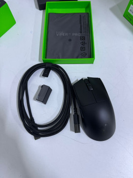 RAZER RZ01-05120100-R3G1 Viper V3 Pro Kbs.(OUTLET)