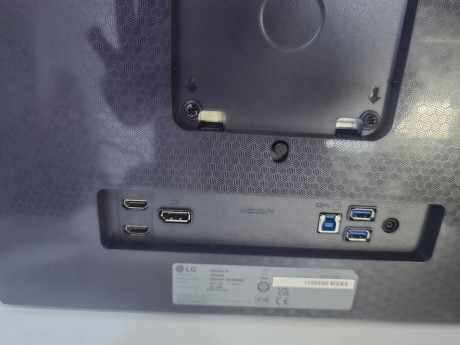 LG ULTRAGEAR GX7 27GX704A-B 27 240HZ 0.03M(OUTLET)