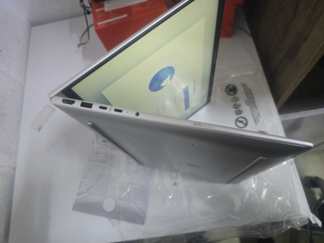 HP PB4 AI BC3E0ES G1i U5-225U 8GB 512GB 16(OUTLET)