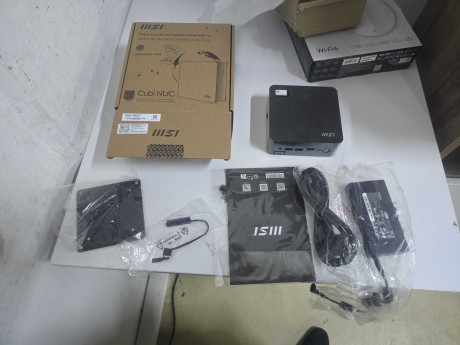 MSI CUBI NUC 1MG-238BEU CORE 5 120U FDOS M(OUTLET)