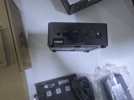 MSI CUBI NUC 1MG-238BEU CORE 5 120U FDOS M(OUTLET)