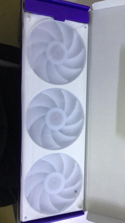 NZXT F420RGB CORE RF-U42HF-W1 420MM BEYAZ (OUTLET)