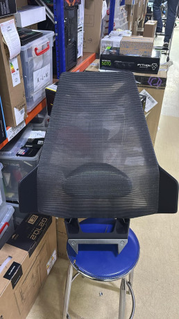 ASUS SL400 ROG DESTRIER OYUNCU KOLTUĞU(OUTLET)