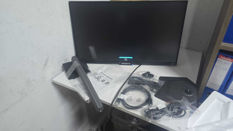 GIGABYTE G27Q2 27